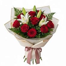 Букет цветов из:  Лилии и Розы в Борках