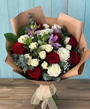 Букет цветов из:  Розы и Альстромерии в Борках