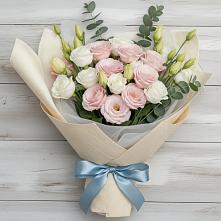 Букет цветов из:  Лизиантусы #REPLACE_PRED# Борках