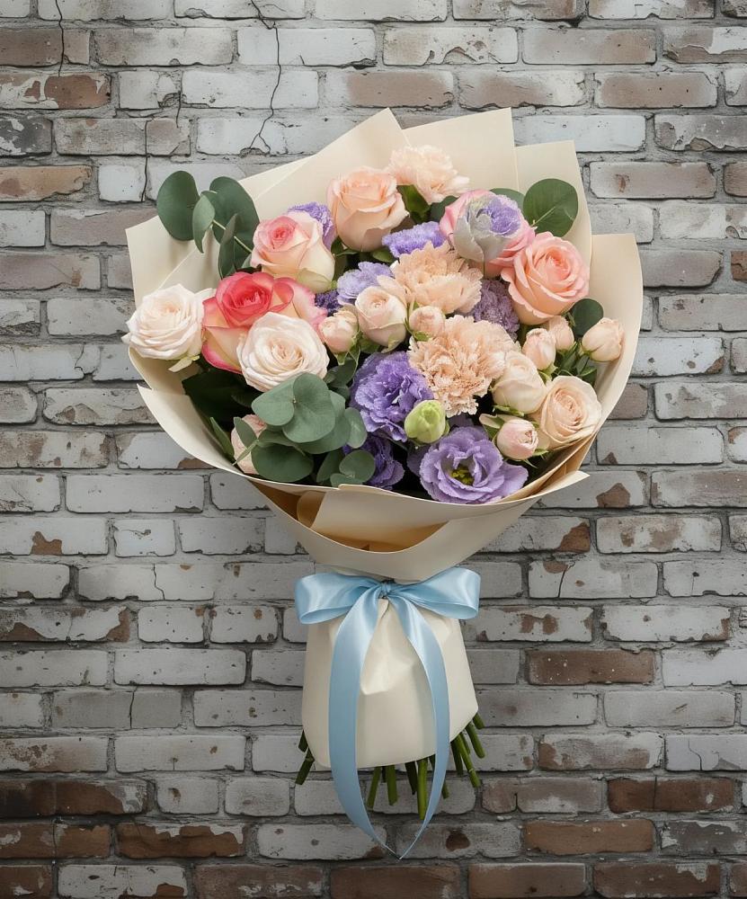 Букет цветов из: Розы, Лизиантусы и Гвоздики в Борках