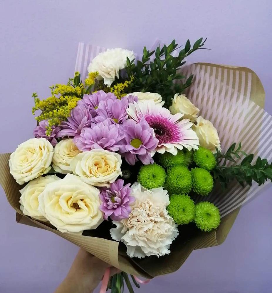 Букет цветов из: Хризантемы, Розы, Гвоздики и Герберы в Борках