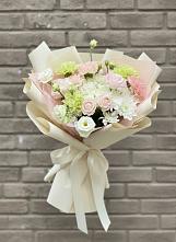Букет цветов из:  Гвоздики, Розы, Лизиантусы и Хризантемы #REPLACE_PRED# Борках