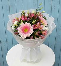 Букет цветов из:  Герберы, Альстромерии и Лизиантусы в Борках