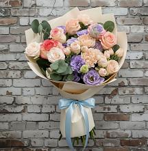 Букет цветов из:  Розы, Лизиантусы и Гвоздики в Борках