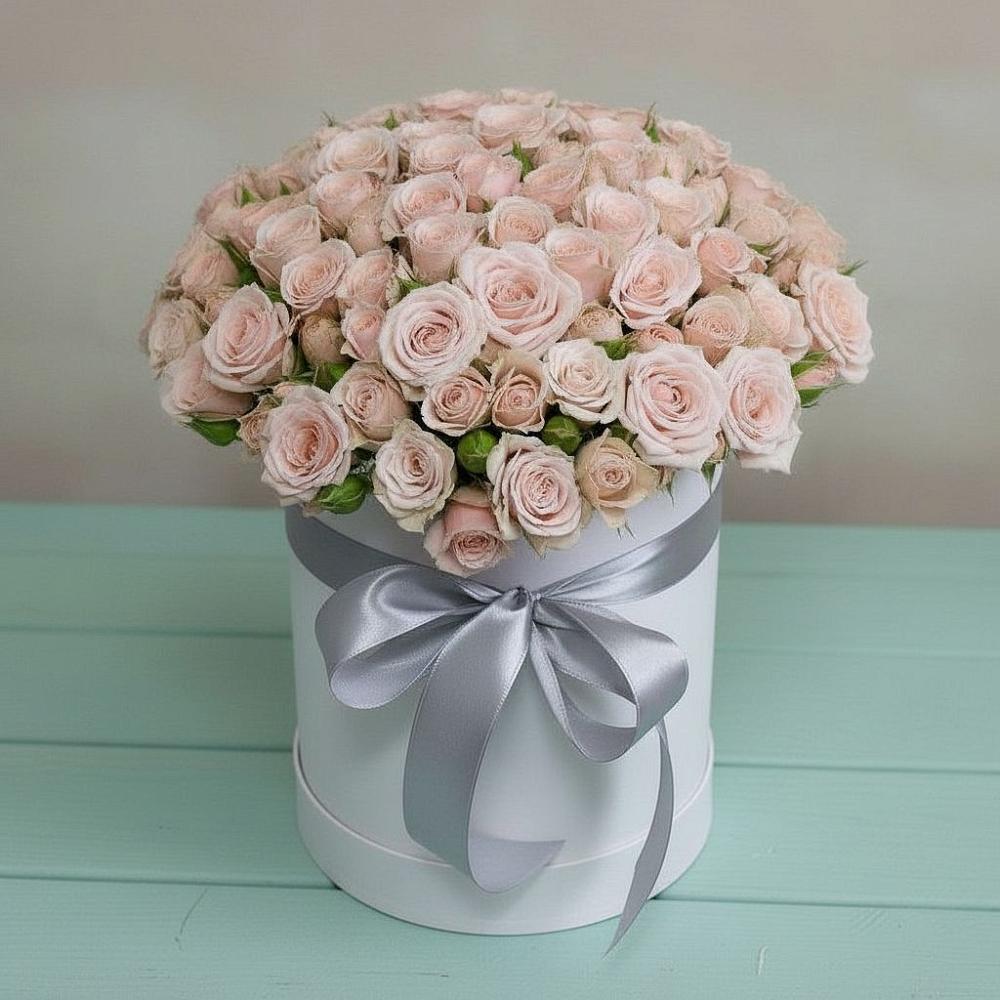 Цветочная композиция из Розы в шляпной коробке в Борках